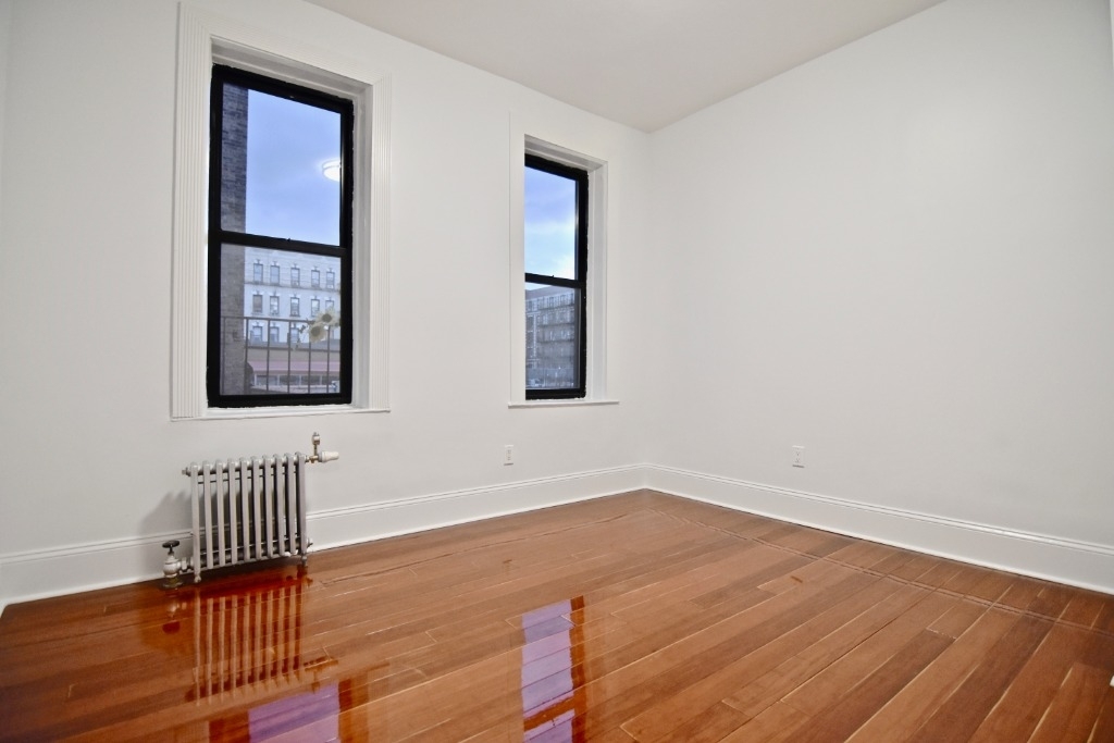 562 w 174th - Photo 5