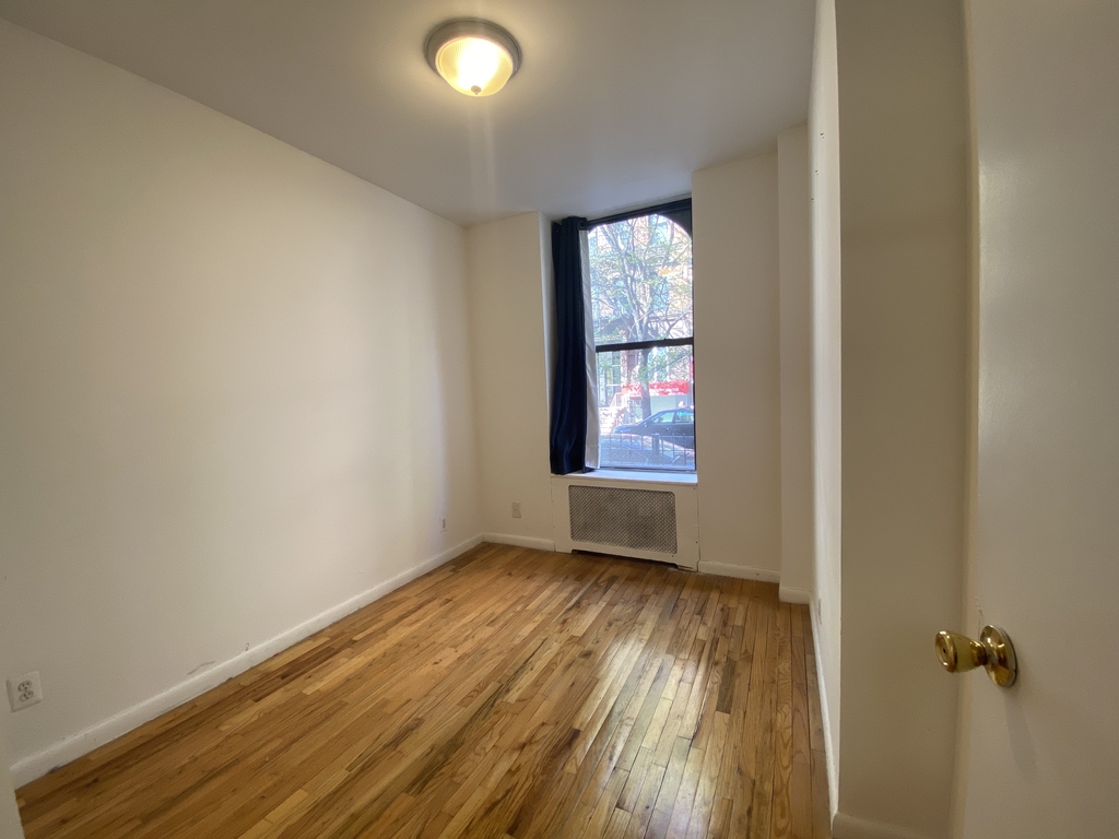 220 East 85th 1w - Photo 3