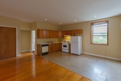 462 Third Avenue - Photo 8