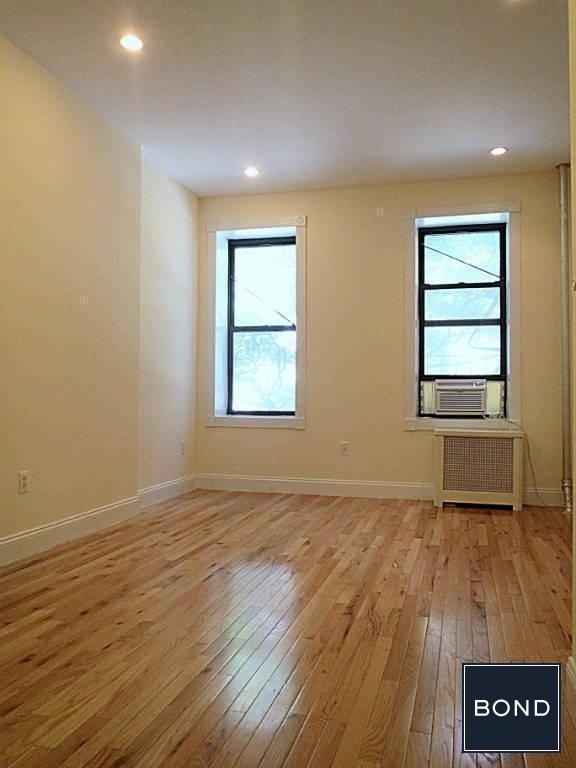 42 West 65th Street - Photo 0