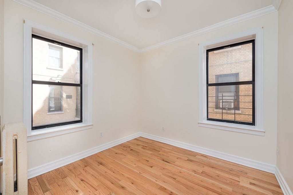 867 West 181st Street - Photo 2