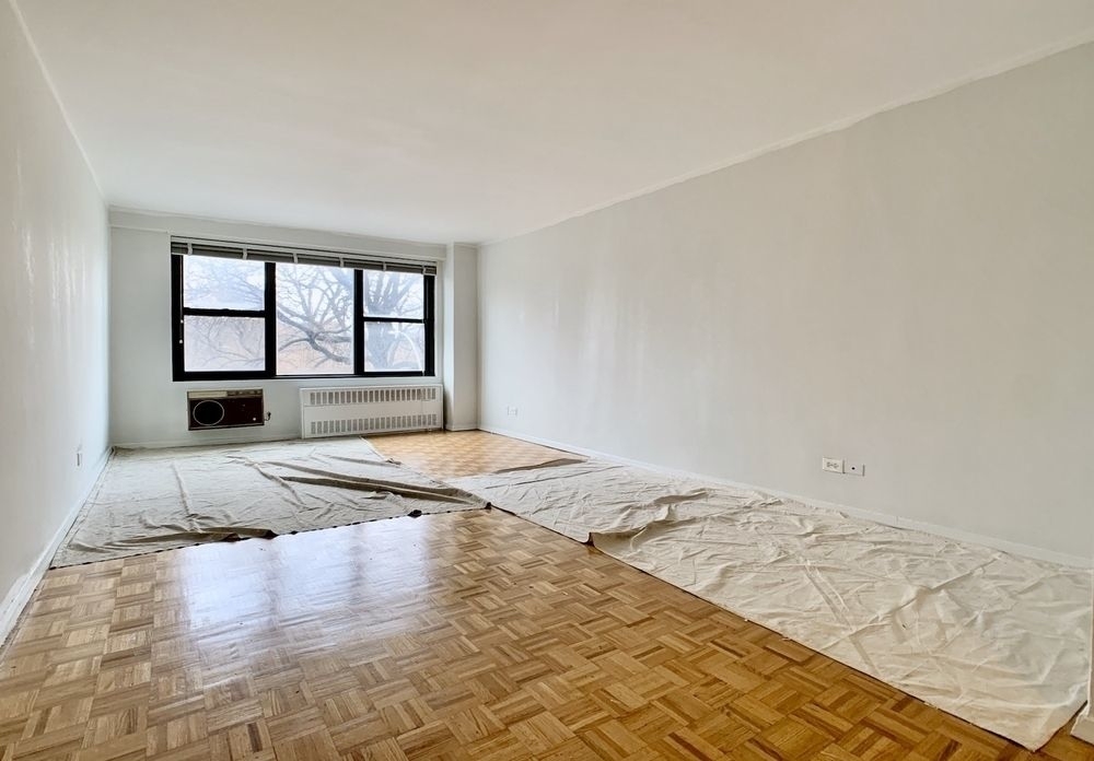 160 Parkside Ave - Photo 2