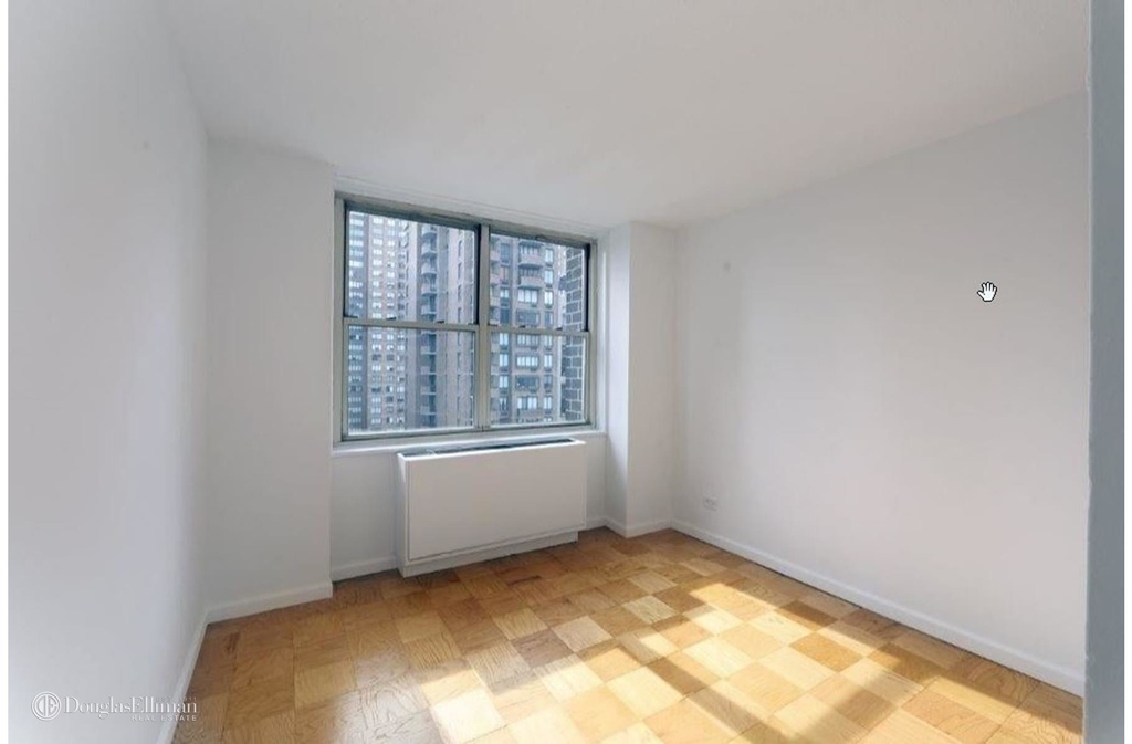 166 East 34th St - Photo 6