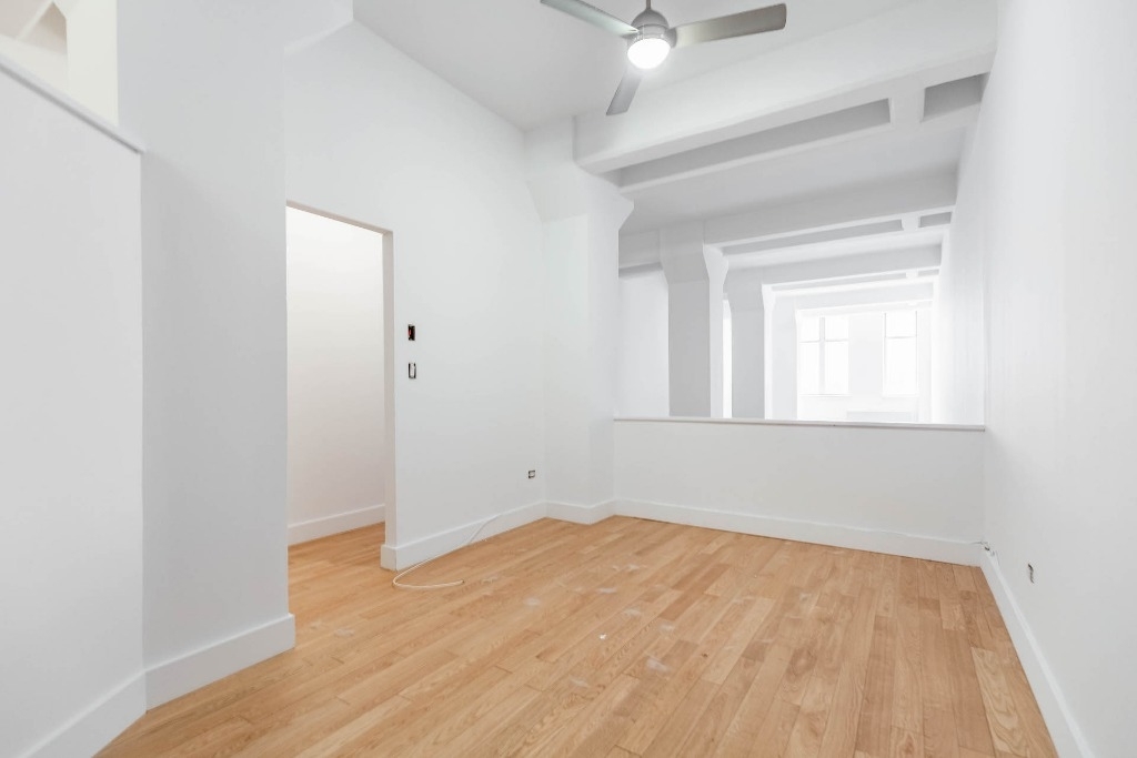 95 Horatio Street - Photo 2