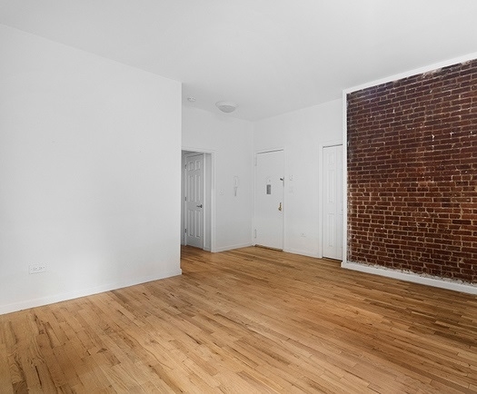 46 West 73rd Street - Photo 2