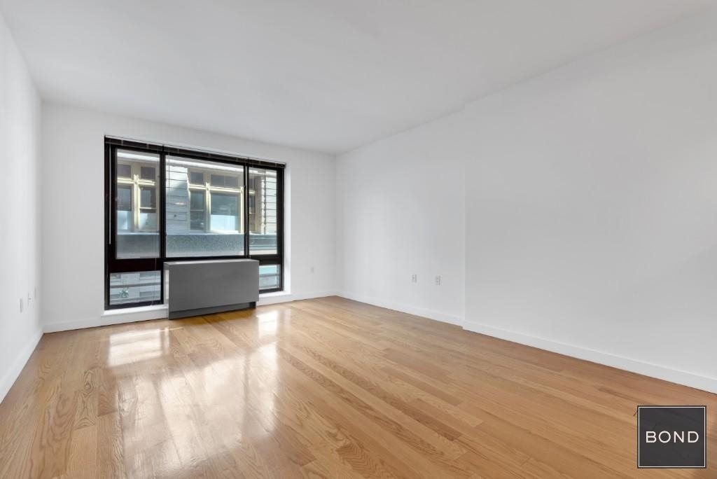 30 West 18th Street - Photo 0