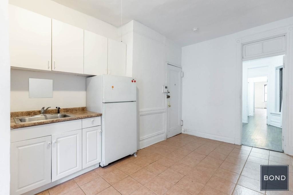 228 East 89th Street - Photo 13