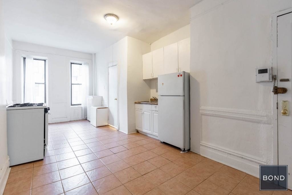 228 East 89th Street - Photo 12