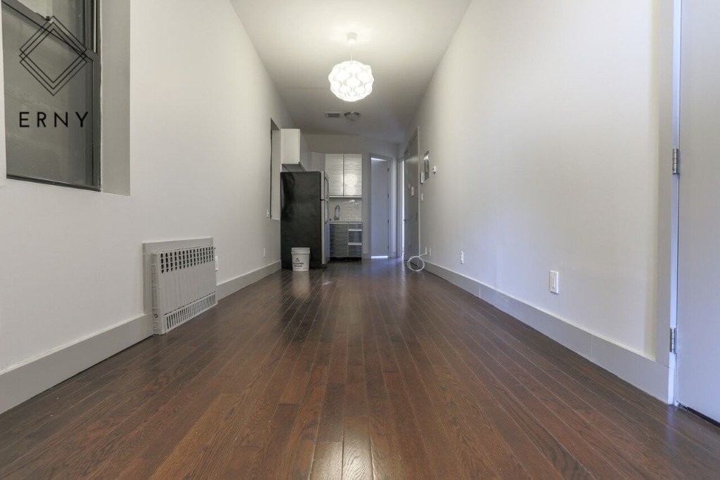 26 Wilson Avenue - Photo 1