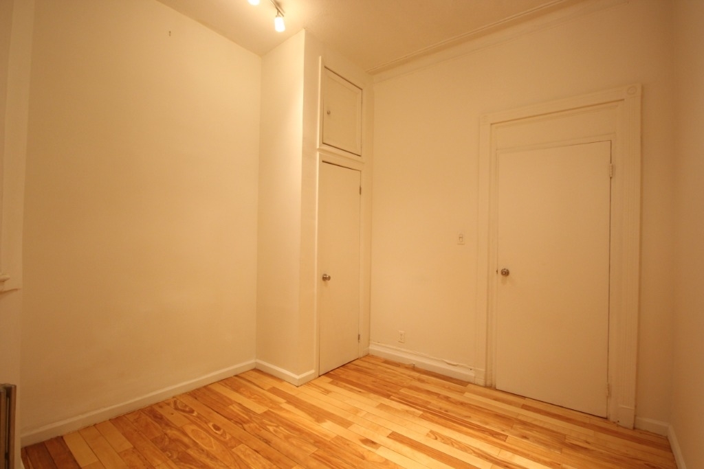 Copy of 1047 Bedford Ave - Photo 8