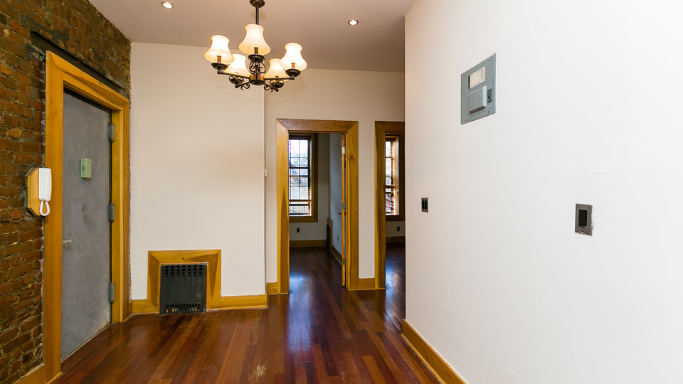 140 Lexington Ave - Photo 5