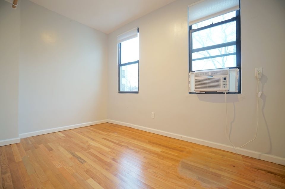 448 lafayette ave - Photo 2