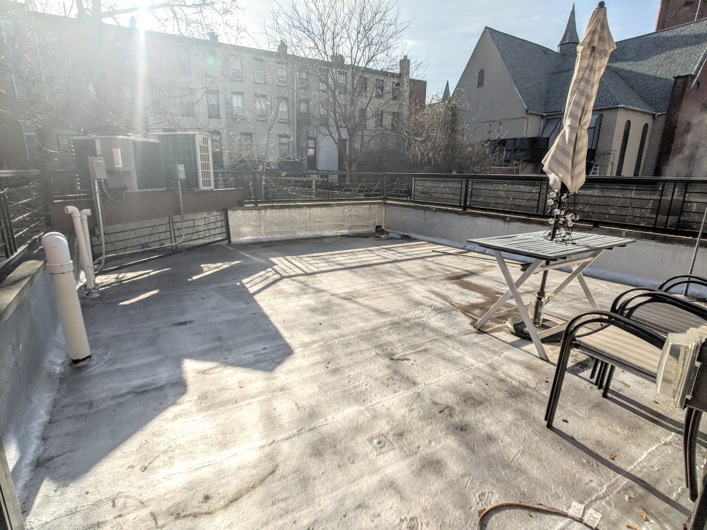 1004 Fulton Street - Photo 10