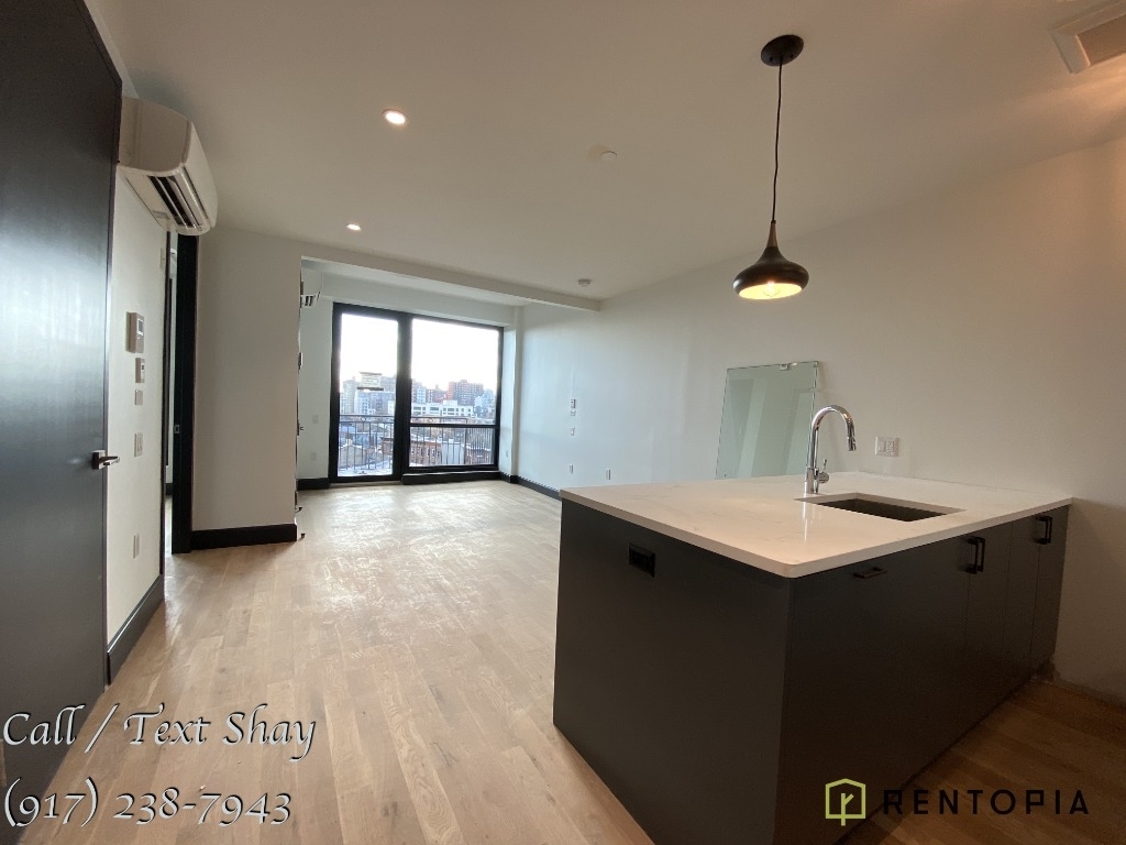 1134 Fulton Street - Photo 2