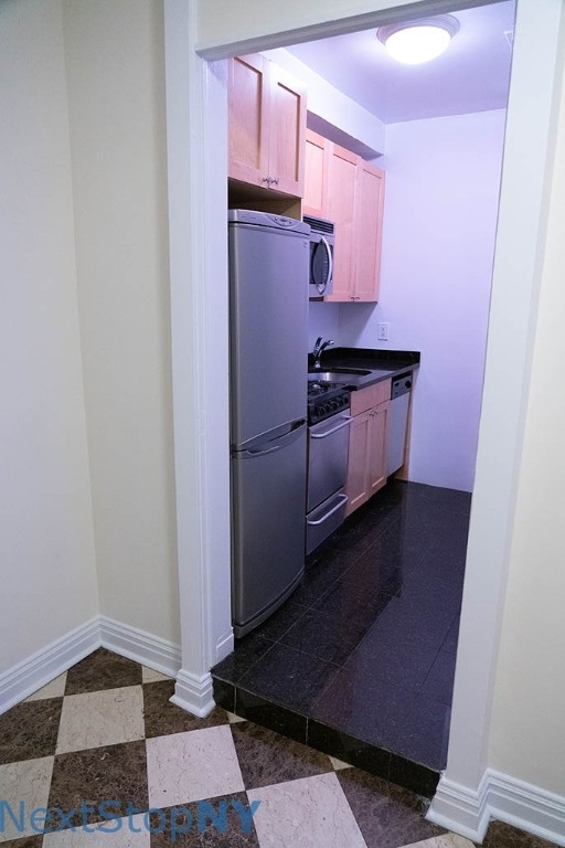 17 East 67th Street - Photo 14