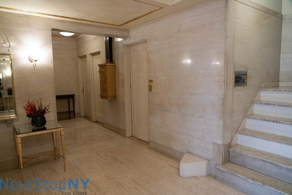 115 East 92nd Street - Photo 18