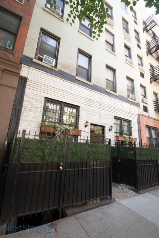 420 East 83rd Street - Photo 15