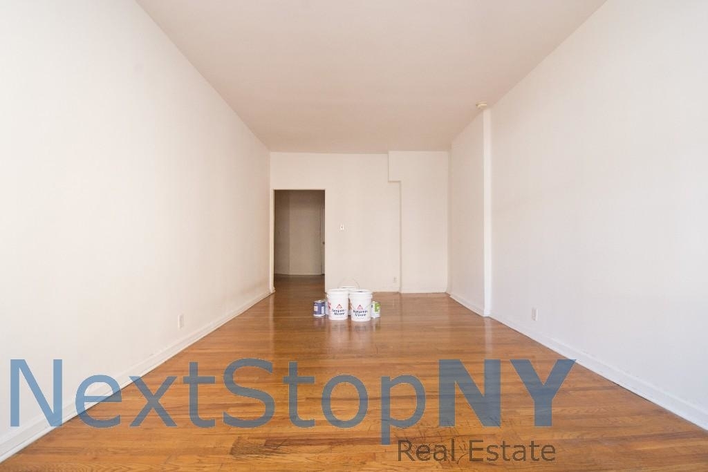 120 East 62nd Street - Photo 1