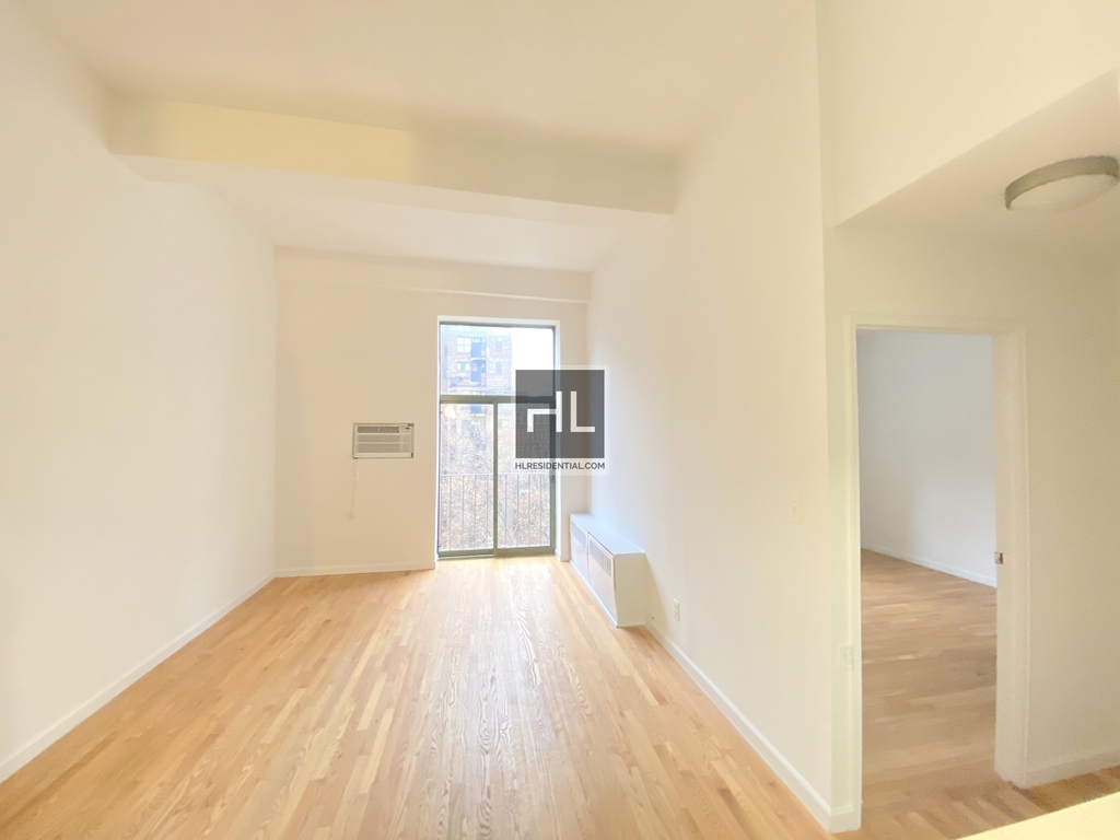 200 East 22nd Street - Photo 4