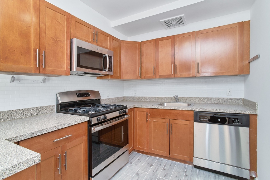 34 West 139th Street - Photo 5