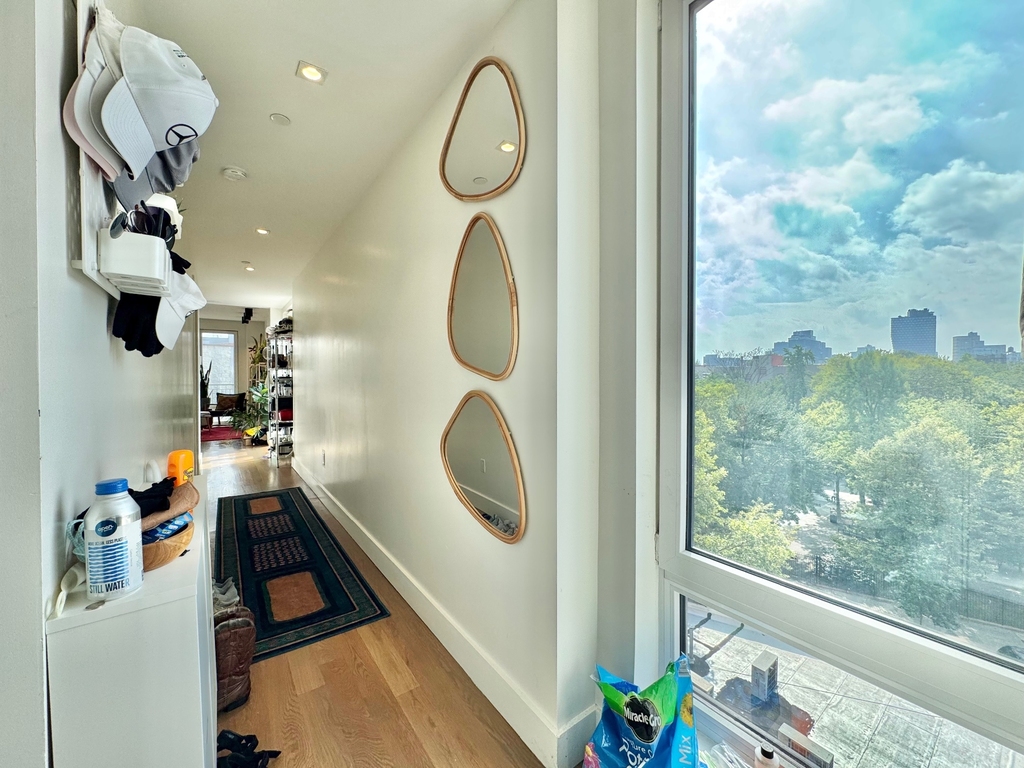 1068 Fulton Street - Photo 2