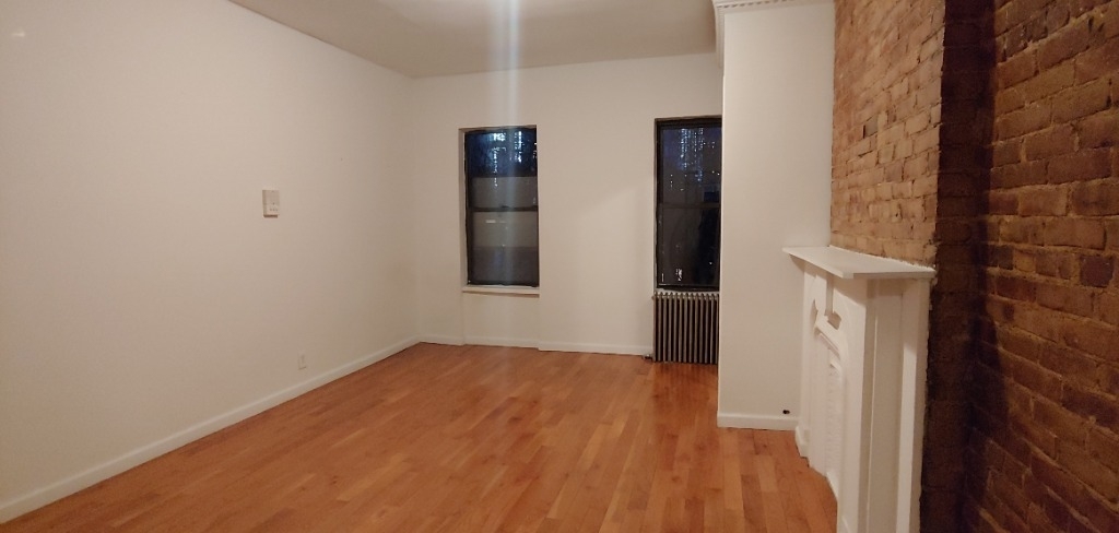 254 Wyckoff street - Photo 3