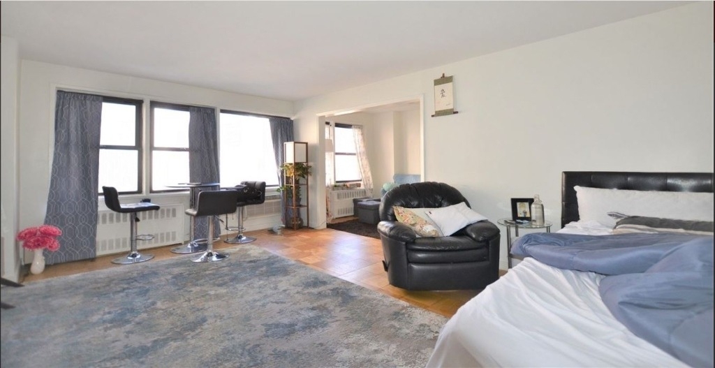 236 East 36th street - Photo 1