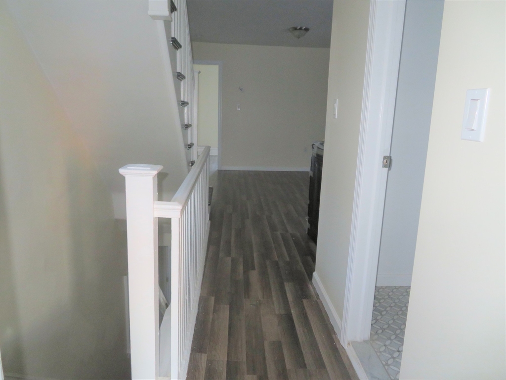 1478 Brooklyn Avenue - Photo 3