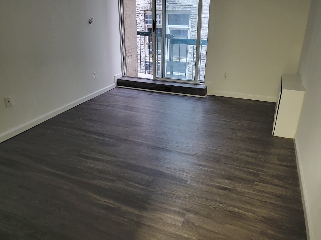 1 bed with terrace Fulton street!!! - Photo 0