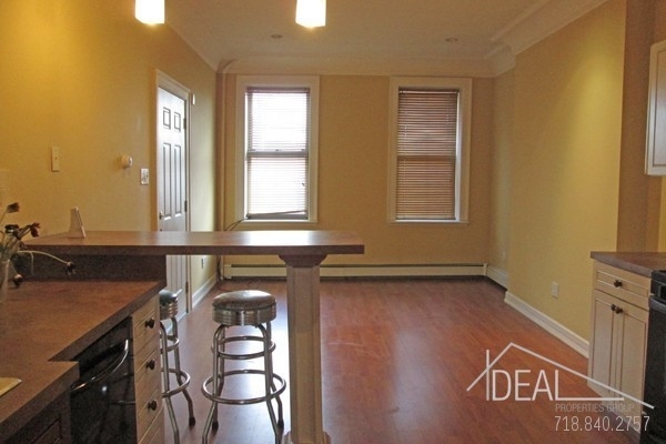 107 Nelson  - Photo 1