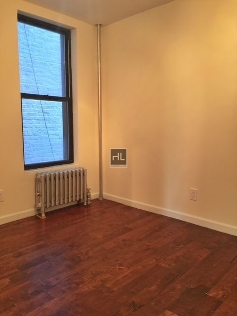 West 117 Street - Photo 7