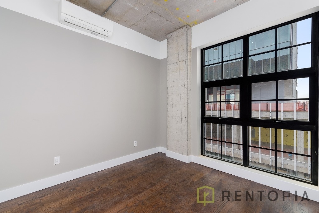 187 Kent Ave - Photo 6