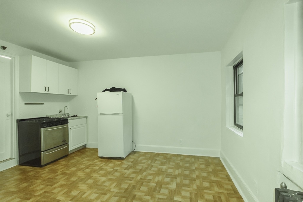 455 Second Ave - Photo 1