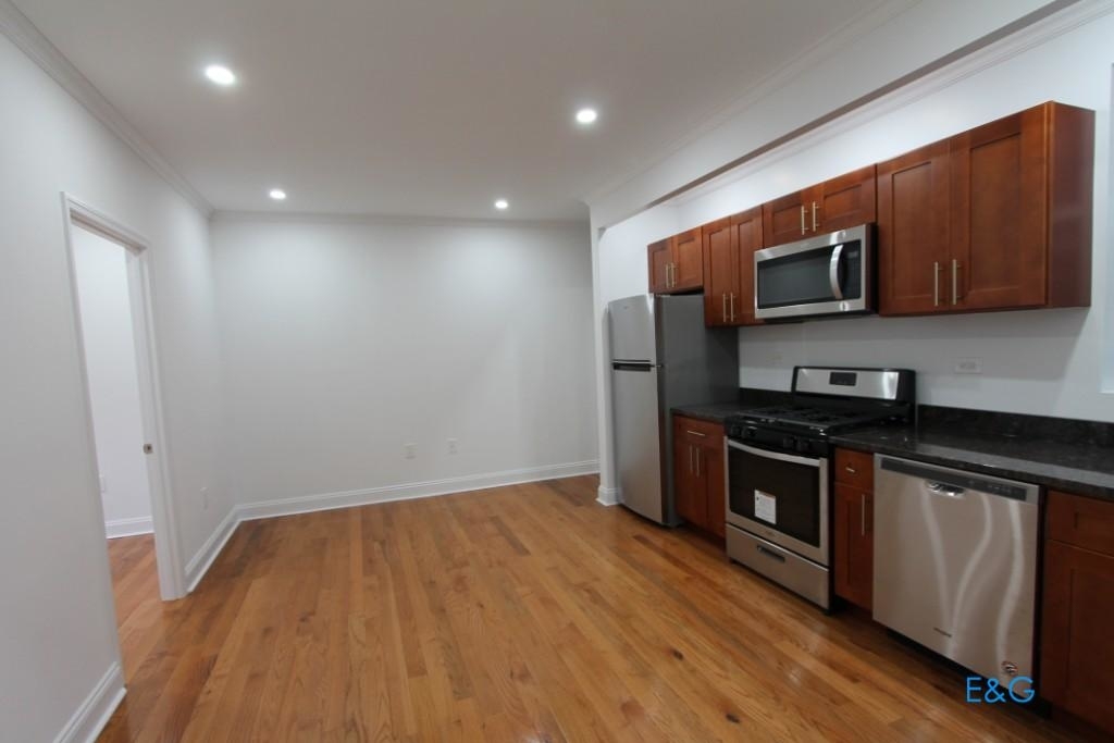 565 West 175th Street - Photo 4