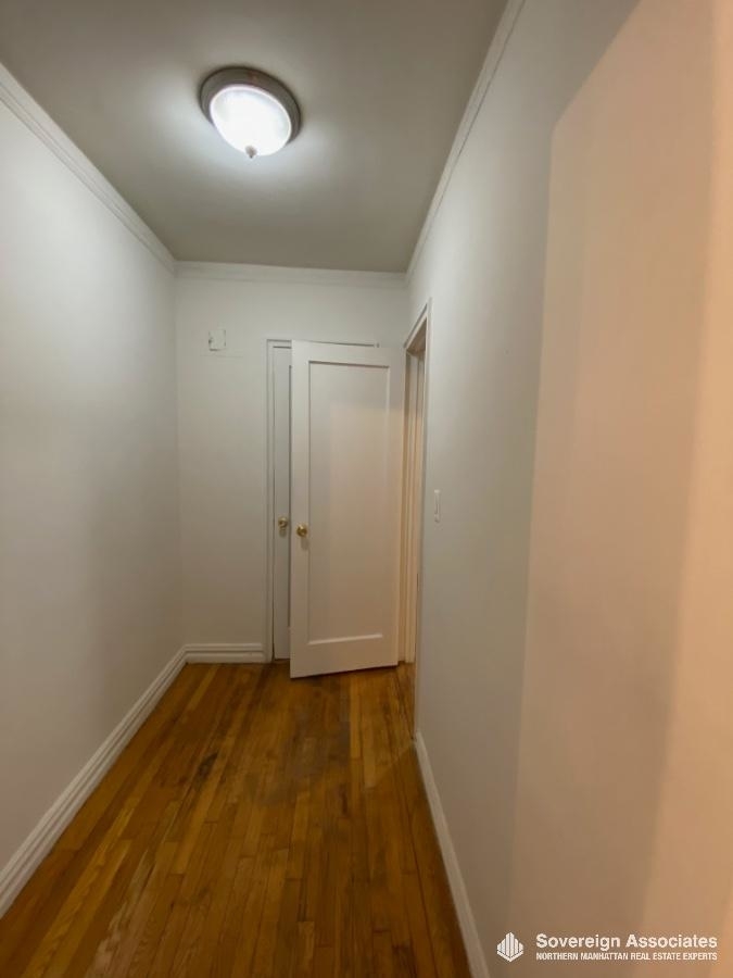 600 West 218th Street - Photo 11