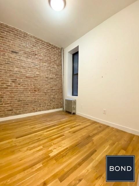 East 91st Street - Photo 10