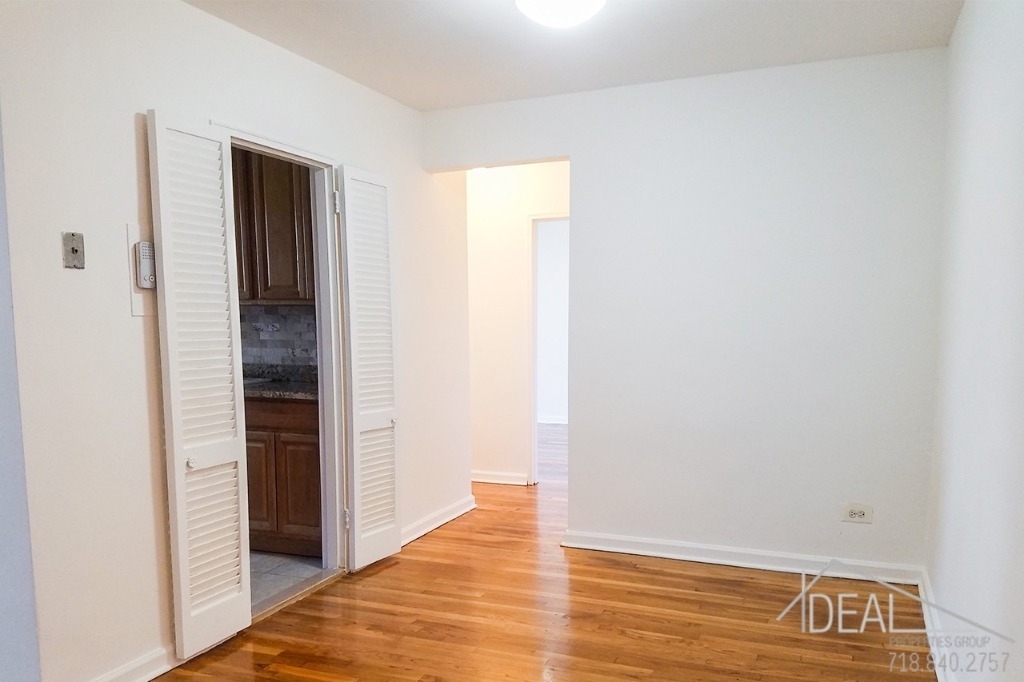 1535 East 14th st - Photo 2