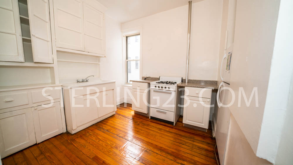 31-34 36th Street - Photo 1