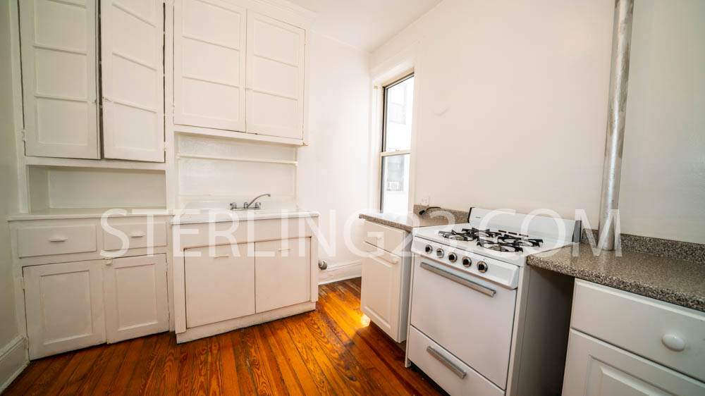 31-34 36th Street - Photo 2