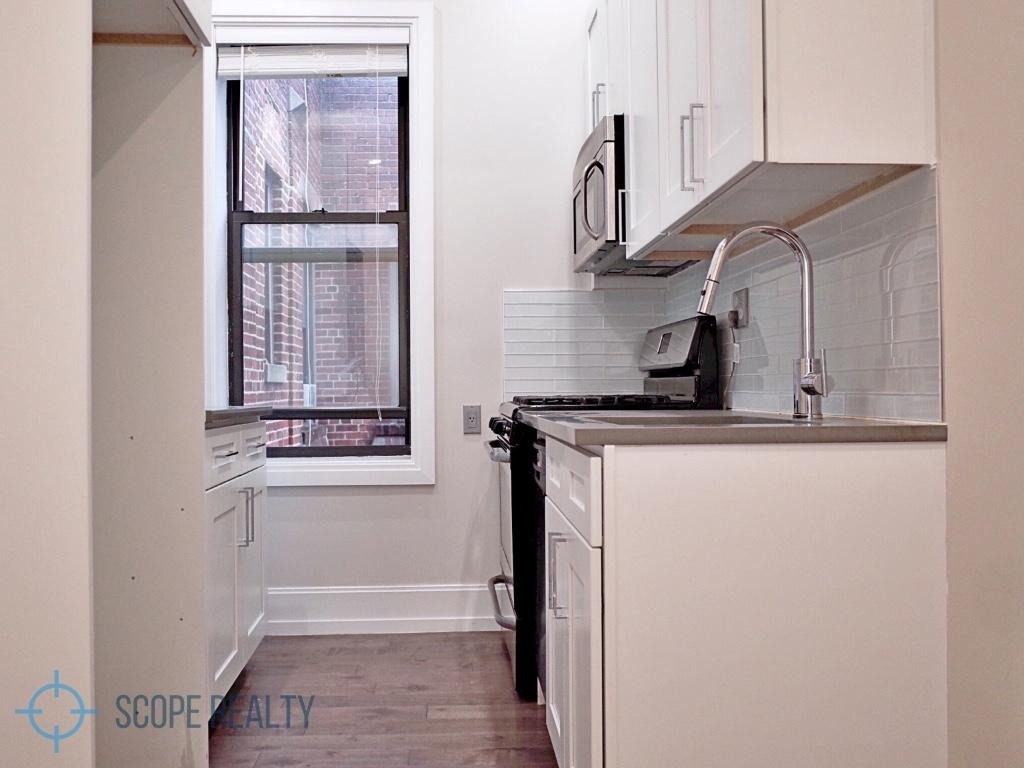 317 Lefferts Avenue - Photo 3