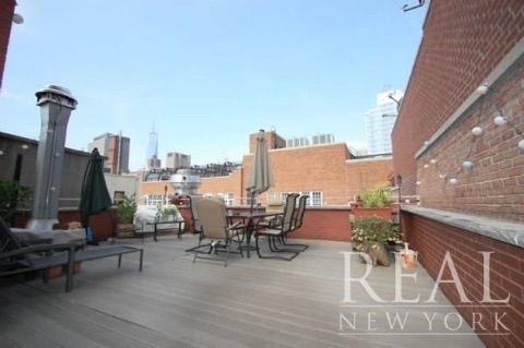 143 Mulberry St - Photo 4