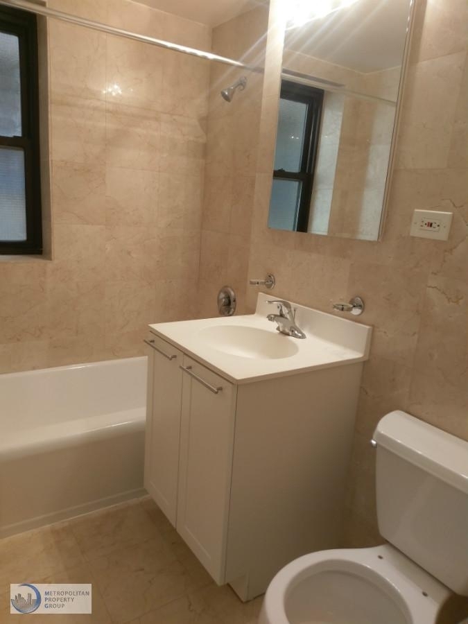 412 east 55th - Photo 3