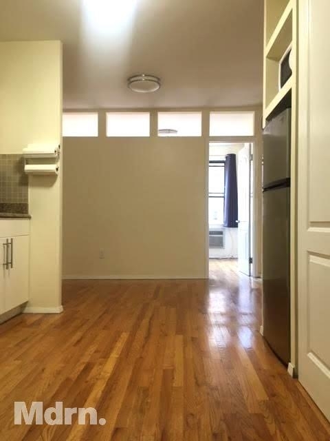 278 Mott Street - Photo 2