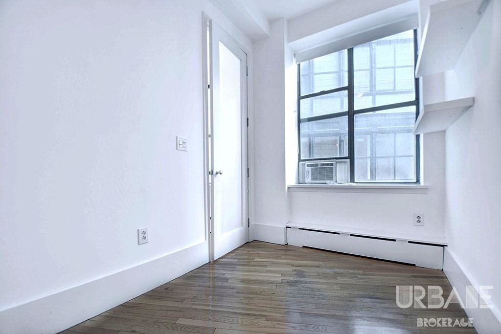 260 West Broadway - Photo 9