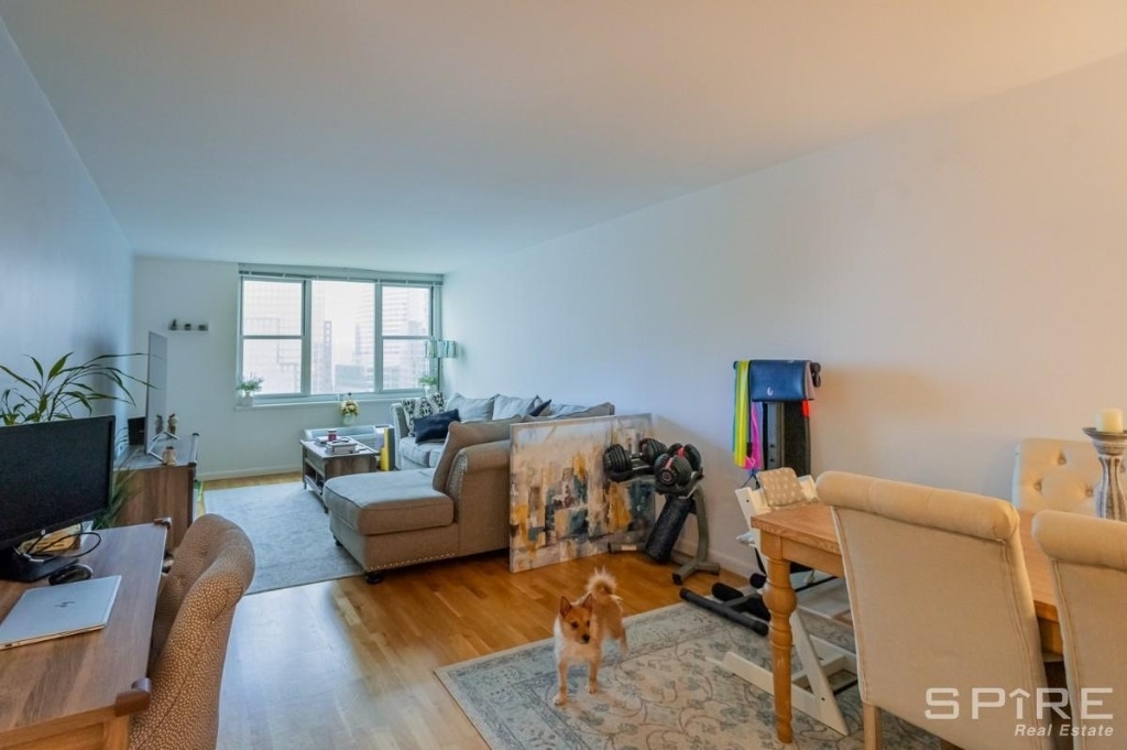 375 South End Avenue - Photo 4