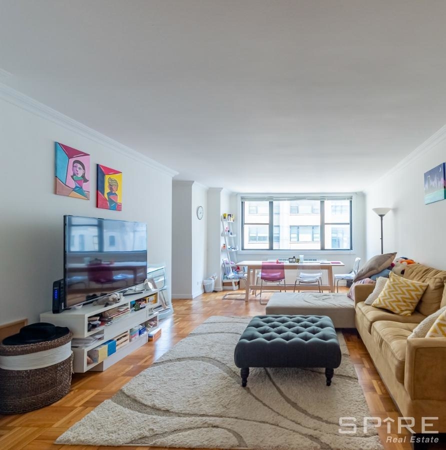 315 West 57th Street - Photo 0