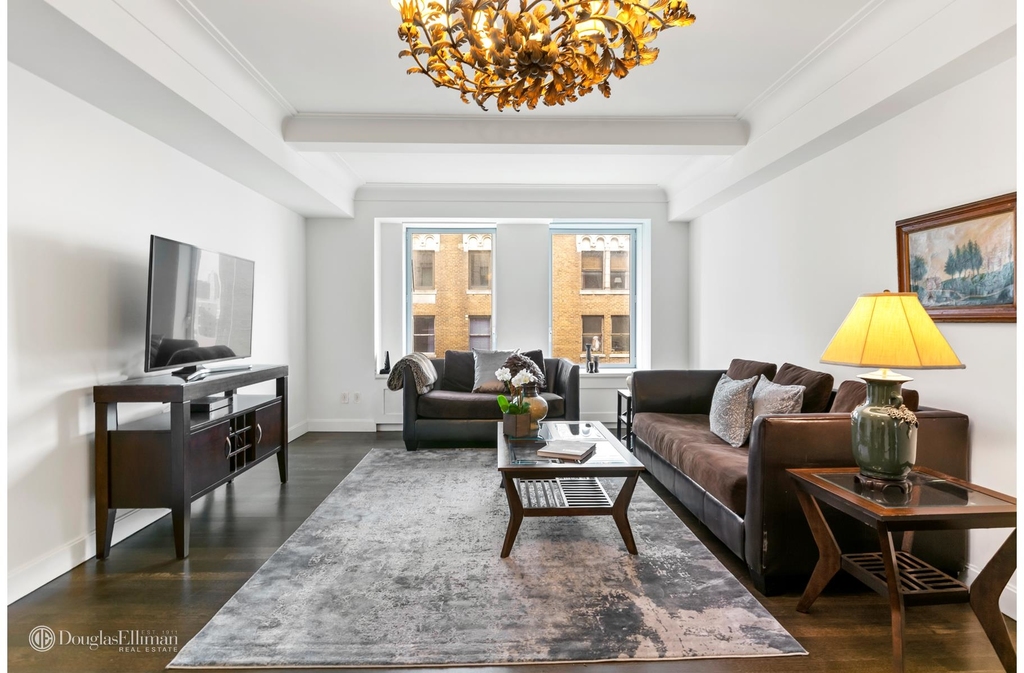 1212 Fifth Avenue - Photo 1