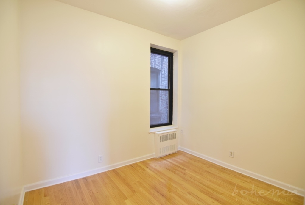 2363 7th Avenue - Photo 4