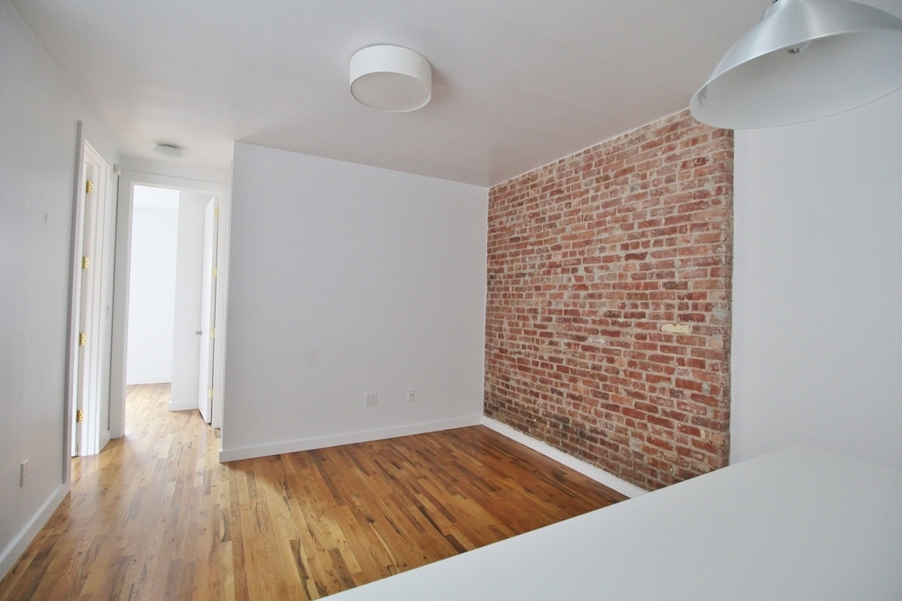 528 West 152nd Street - Photo 7