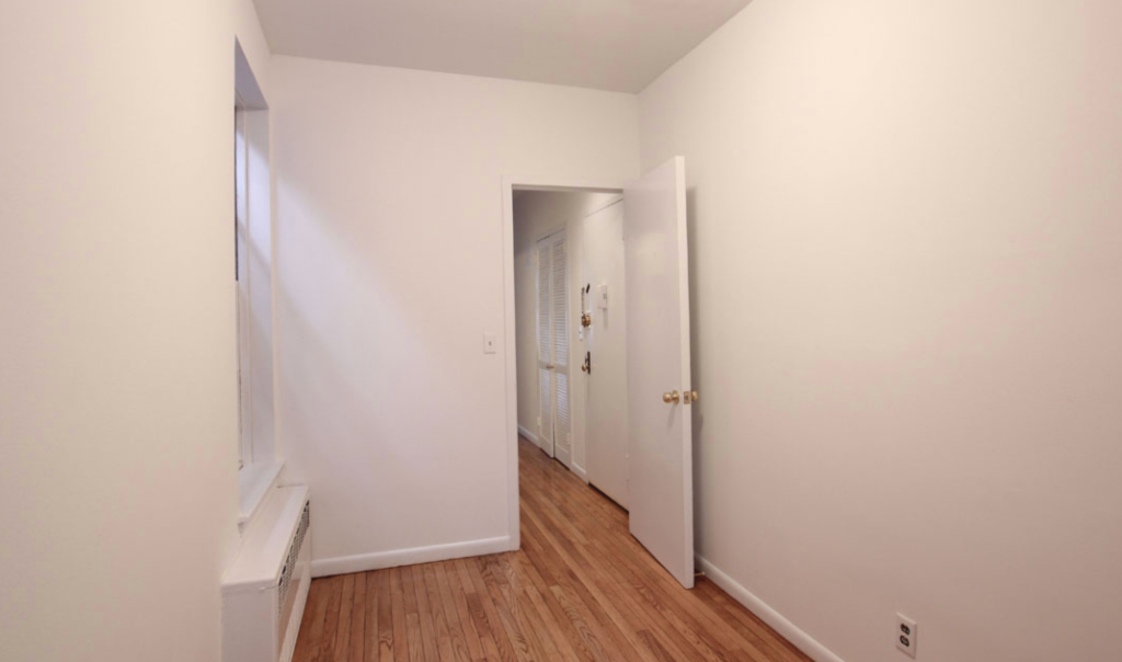 1812 Second Avenue - Photo 3